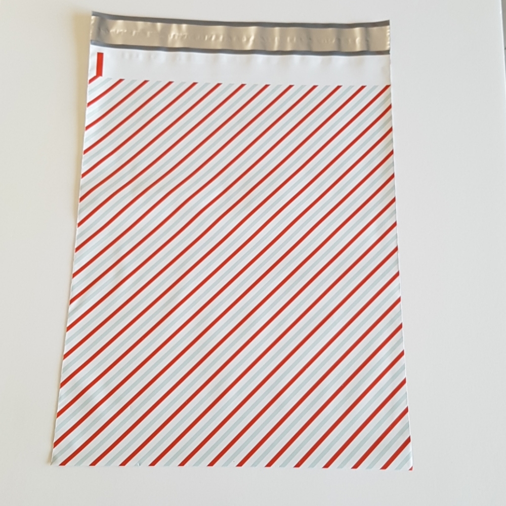 🎅🏼25 pcs Festive Poly Mailers 11.75"x15.75" inches